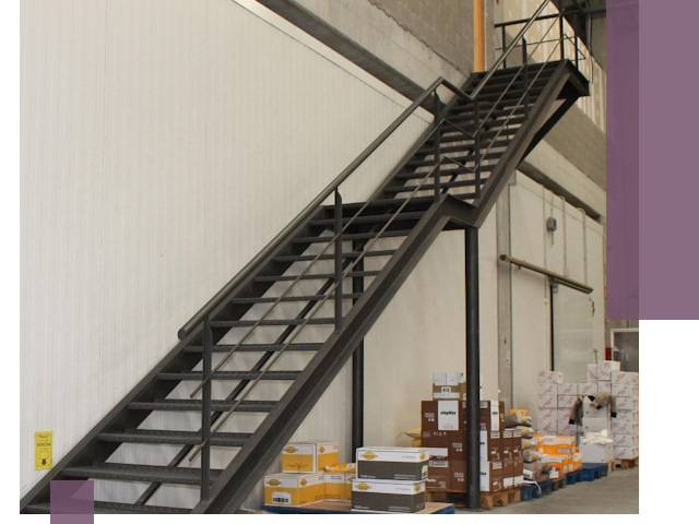 Лестницы для производства в Белгороде — изготовление и монтаж