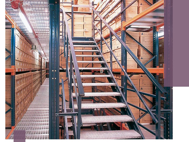 Лестницы складские прочные и безопасные под ключ в Белгороде