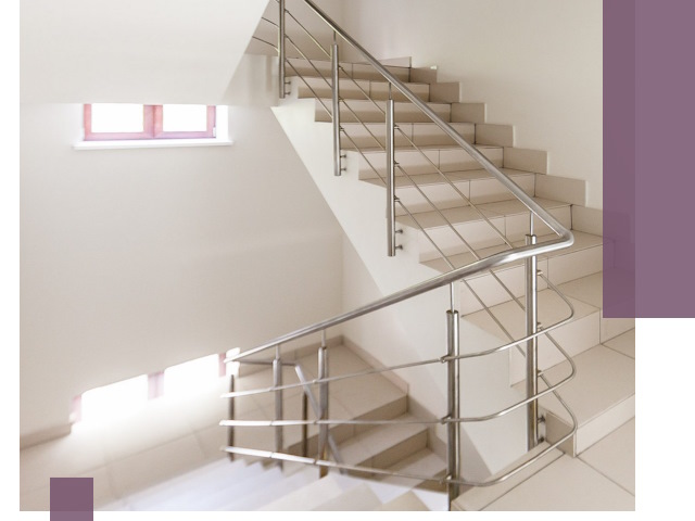 Установка и замена перил в подъезде в Белгороде