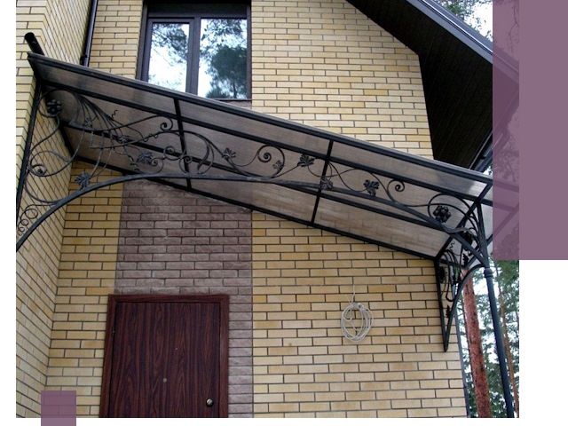 Односкатные козырьки из металла под ключ в Белгороде