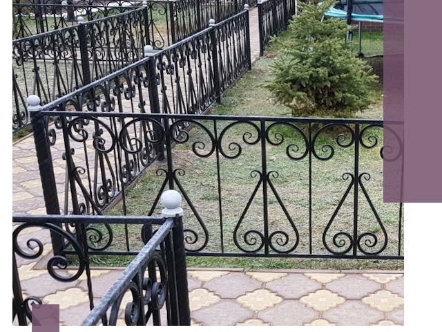 Кованые газонные ограждения под ключ в Белгороде