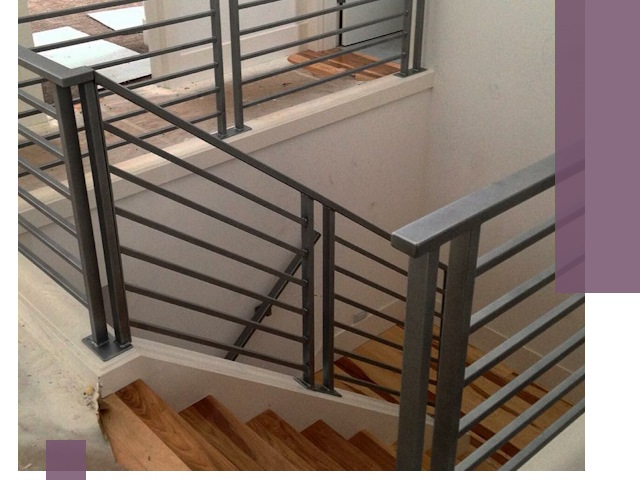 Изготовление поручней из металла и дерева в Белгороде